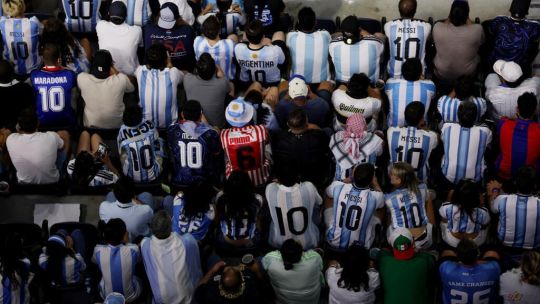 la-albiceleste-y-su-legion-de-seguidores-no-argentinos