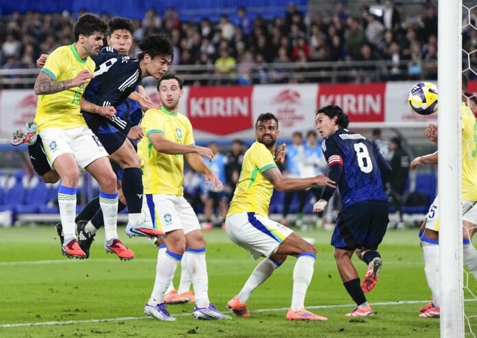 mundial-2026-brasil-vencio-a-japon-2-1-y-se-metio-en-octavos-de-final