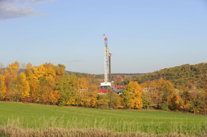 eni-y-xrg-de-abu-dhabi-compran-vaca-muerta-gas-de-ypf