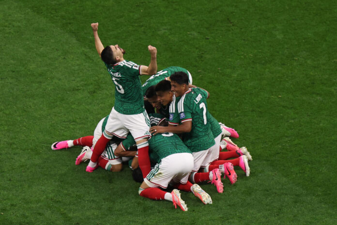 mexico-rompe-su-techo-al-vencer-a-ecuador-y-alcanzar-el-ansiado-quinto-partido