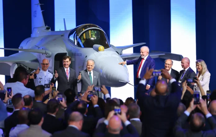 el-acuerdo-gripen-de-2.500-millones-de-dolares-con-ucrania-podria-enviar-trabajo-a-brasil