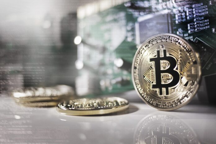 bitcoin-vuelve-a-subir-por-encima-de-60.000-a-medida-que-el-comercio-de-acciones-de-chips-se-resquebraja
