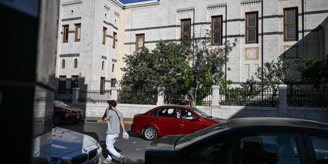 en-siria,-el-primer-parlamento-post-al-assad,-prueba-politica-para-el-presidente-al-chaara