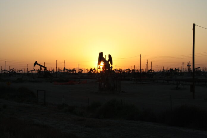 el-dividendo-del-petroleo:-como-la-caida-del-precio-del-petroleo-redibuja-la-inflacion