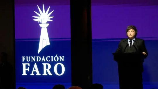 se-pide-a-fundacion-faro,-vinculada-a-milei,-que-nombre-los-donantes-detras-de-la-ganancia-inesperada-de-us$4,8mn