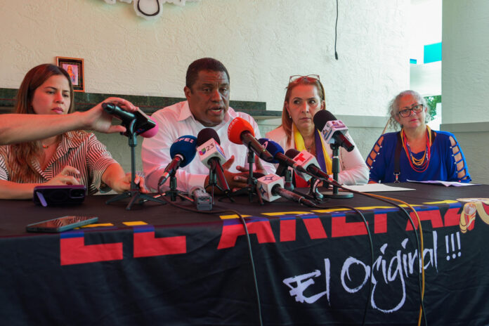 exilio-venezolano-pide-a-trump-revisar-relacion-con-el-gobierno-de-dlecy-por-su-manejo-tras-terremotos