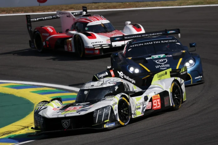 los-mejores-coches-deportivos-del-mundo-vuelven-a-convertir-interlagos-en-un-negocio