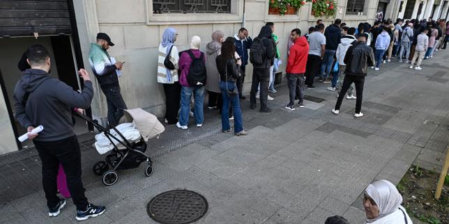 espana:-alrededor-de-1,2-millones-de-demandas-de-regularizacion-depositadas-por-los-documentos-sin-papel-entre-el-mes-de-abril-y-el-30-de-junio