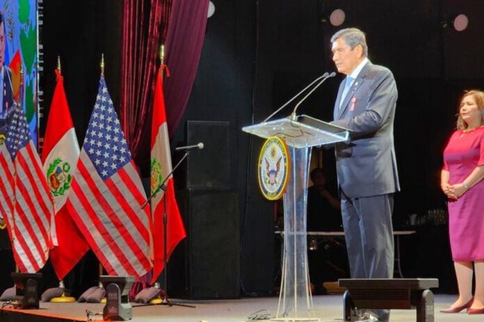 primer-ministro-luis-arroyo-asegura-una-transicion-de-gobierno-ordenada-y-transparente-y-de-acuerdo-a-la-constitucion
