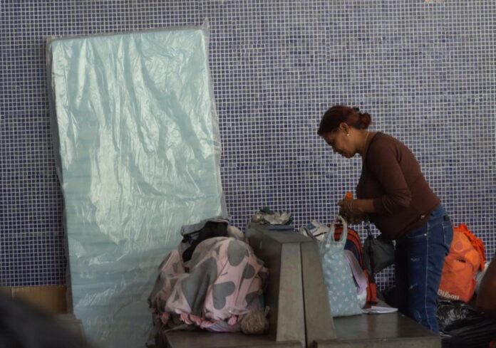 “no-quiero-regresar-a-la-guaira”:-la-vida-de-los-sobrevivientes-tras-los-terremotos