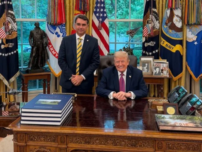 bolsonaro-pide-a-trump-retrasar-los-aranceles-a-brasil-hasta-despues-de-la-votacion