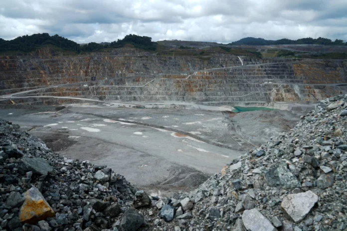 mina-de-cobre-de-panama-pasa-su-auditoria,-pero-la-decision-sigue-fallando
