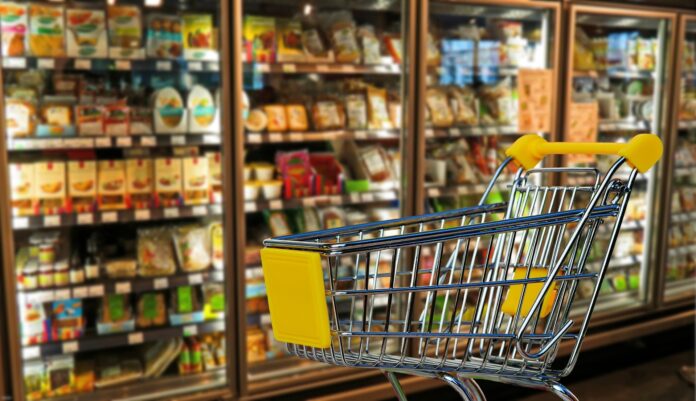 las-familias-argentinas-se-endeudan-para-poder-comprar-comida.