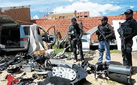 el-alto:-desarticulan-organizacion-que-se-dedicaba-al-robo-de-vehiculos-a-pedido