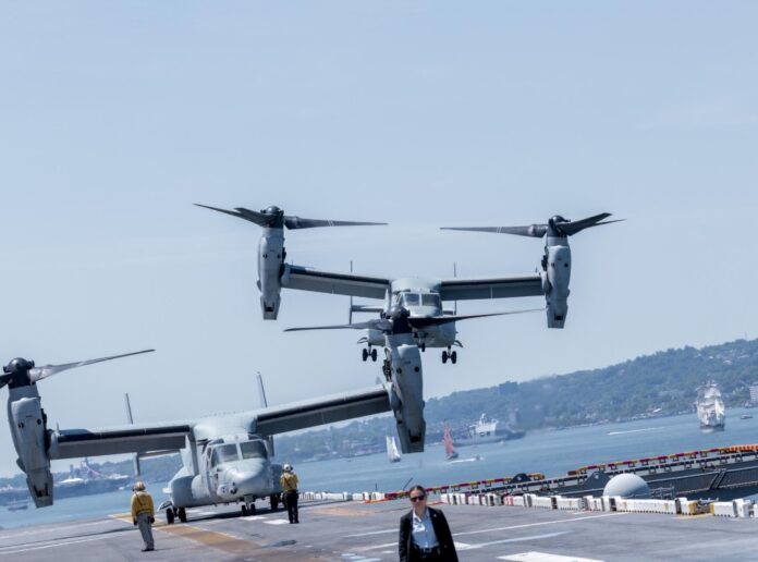 nueva-york-celebro-la-independencia-de-ee-uu-con-muestra-de-poder-y-desfile-naval-y-aereo