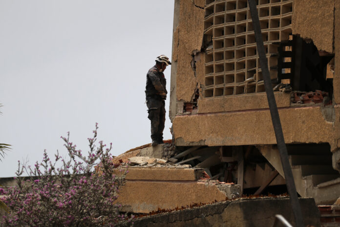 hermanas-sobrevivieron-a-la-destruccion-de-su-casa-en-la-guaira-por-los-terremotos-gracias-a-un-consejo-familiar