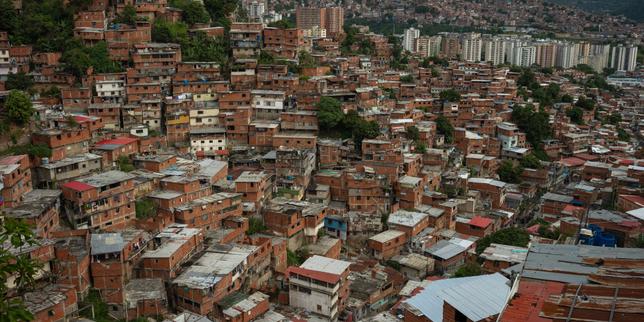 en-venezuela,-le-se-a-mis-en-lumiere-una-situacion-economica-y-social-catastrofica:-«-j’ai-peur-qu’on-connaisse-a-nouveau-des-penuries-»