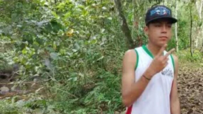 joven-de-15-anos-desaparecio-tras-viajar-en-una-tractomula-de-sogamoso-a-bogota:-su-familia-pide-ayuda-para-encontrarlo