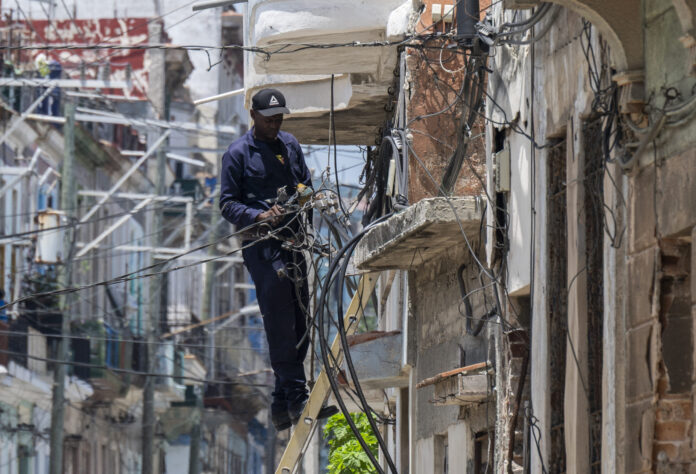 la-crisis-energetica-en-cuba-se-agudiza-tras-un-nuevo-fallo-en-la-central-termoelectrica-antonio-guiteras