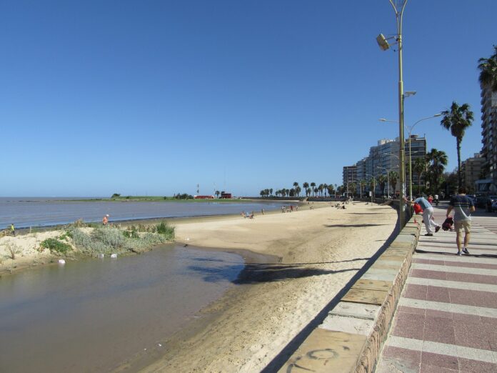 kast-de-chile-corteja-a-orsi-de-uruguay-en-materia-de-comercio-en-el-pacifico