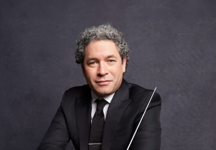 gustavo-dudamel-y-la-phil-organizan-“concierto-por-venezuela”
