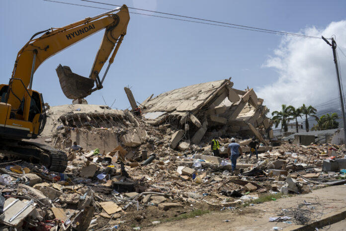 alertan-sobre-el-impacto-ambiental-de-depositar-escombros-del-terremoto-en-la-costa-de-la-guaira