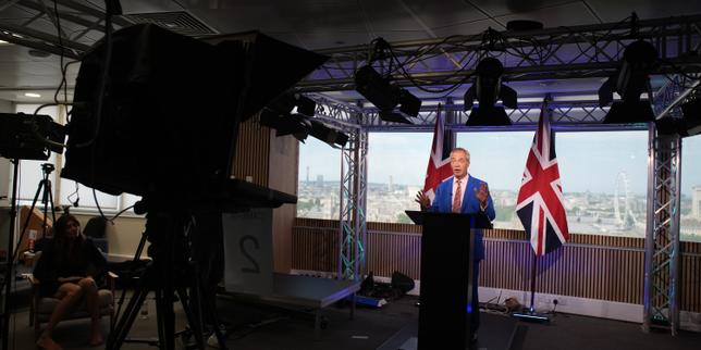 royaume-uni:-acumulado-por-los-escandalos-financieros,-nigel-farage-eligio-la-fuga-en-frente-electoral