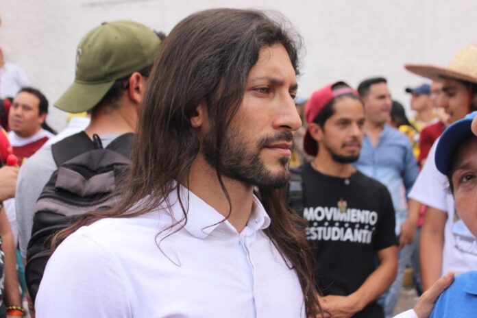 renzo-prieto,-ex-preso-politico:-“volvi-al-pais-para-ayudar,-colaborar-y-dar-un-abrazo-a-nuestra-gente”