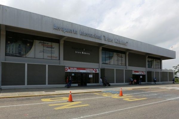 trafico-aereo-en-aeropuerto-de-valencia-aumento-120%-debido-al-cierre-de-maiquetia-por-los-terremotos