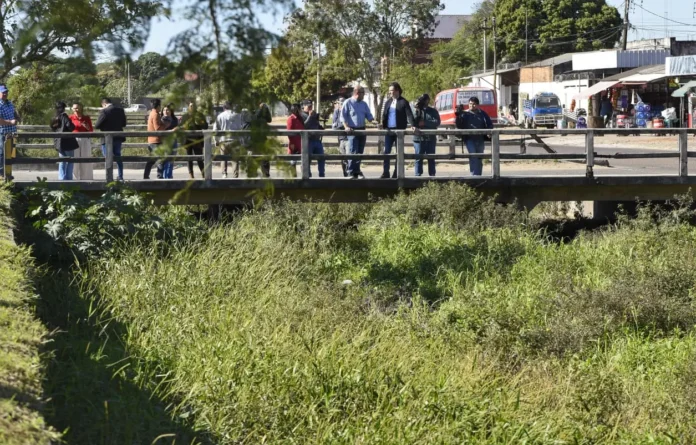 la-alcaldia-crucena-anuncia-5-licitaciones-para-ampliar-el-mantenimiento-vial