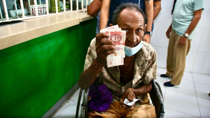 ¡atencion-barranquilla!-arranco-el-pago-del-subsidio-distrital-para-adultos-mayores:-tendran-cerca-de-dos-semanas-para-reclamar-el-beneficio
