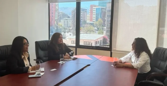 gobierno-y-caneb-acuerdan-fortalecer-las-exportaciones-de-las-micro-y-pequenas-empresas