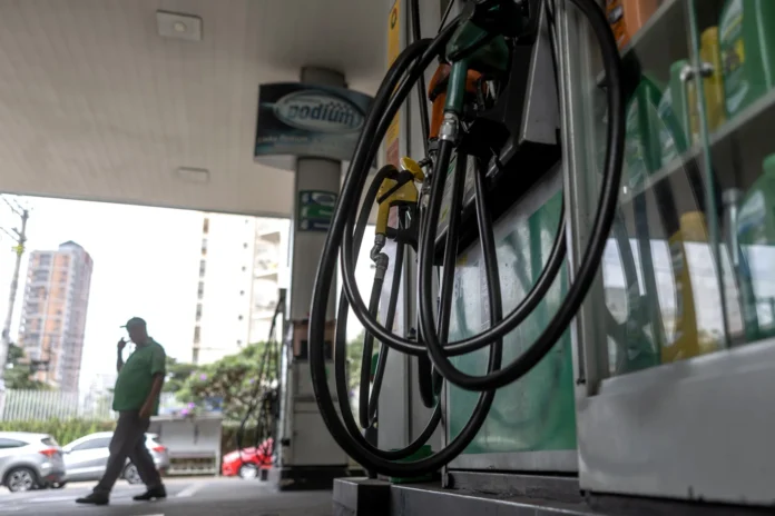brasil-vota-4.800-millones-de-dolares-para-una-crisis-petrolera-que-creia-que-estaba-terminando
