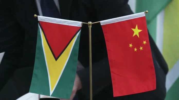 china-reclama-10600-millones-de-dolares-en-guyana-todos-los-inversores-enviaron-8.300-millones-de-dolares
