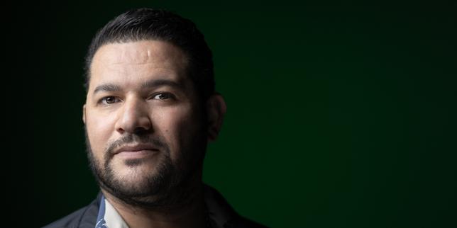 la-justicia-confirmo-el-mantenimiento-de-la-detencion-de-un-agente-consulario-algerien-sopa-de-hecho-implicita-en-el-encierro-del-influencer-amir-dz