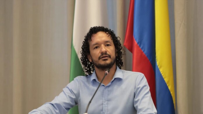 personeria-de-medellin-pidio-medidas-de-proteccion-para-concejal-del-pacto-historico-que-fue-amenazado-por-un-civil-en-una-sesion-de-la-corporacion