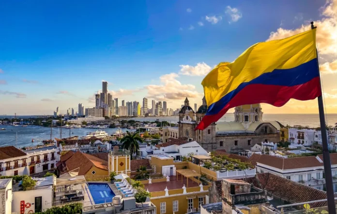 el-ratio-de-deuda-de-colombia-acaba-de-caer-de-todos-modos,-pidio-prestados-20.000-millones-de-dolares-mas