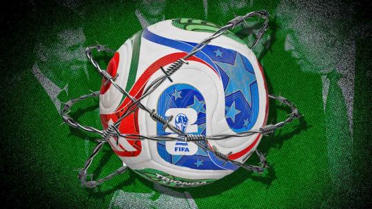 una-historia-de-dos-balones-de-futbol.