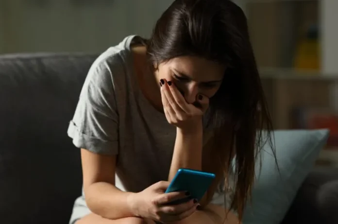 mas-peligroso-que-las-replicas:-el-scroll-interminable-y-la-salud-mental-despues-del-24-de-junio