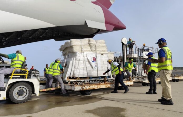 qatar-envia-10,7-toneladas-de-ayuda-humanitaria-a-venezuela