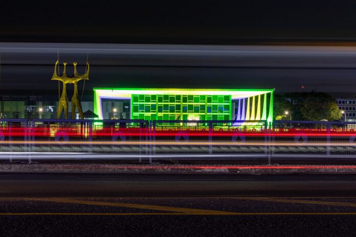 la-democracia-a-prueba:-como-seul,-washington-y-brasilia-libran-la-misma-batalla