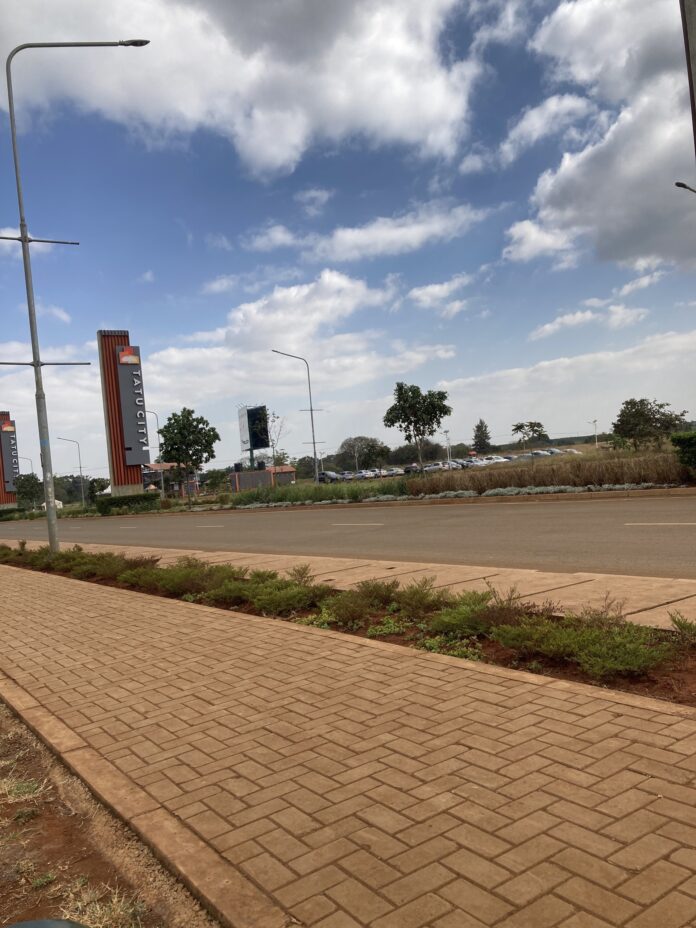 tatu-city,-la-ciudad-privada-mas-grande-de-kenia,-se-enfrenta-a-un-enfrentamiento-entre-inversores