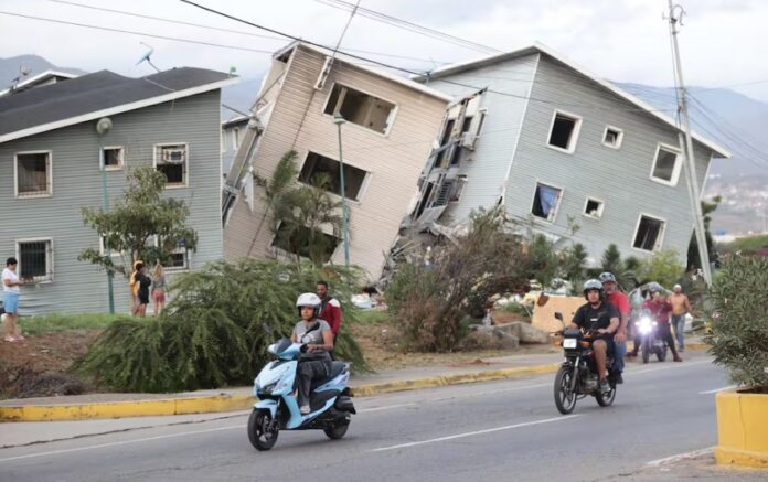 video-de-camara-de-seguridad-registro-el-momento-de-los-terremotos-en-el-urbanismo-hugo-chavez-de-la-guaira