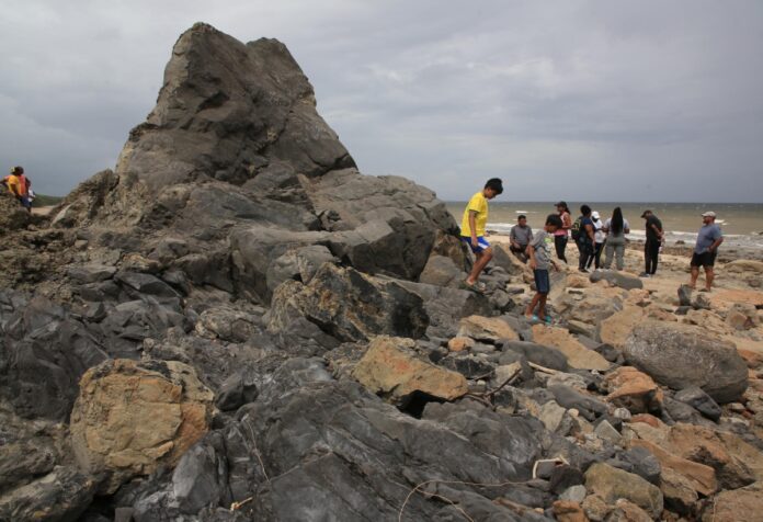 cientificos-hallaron-un-volcan-de-lodo-frente-a-trinidad-formado-por-los-terremotos-de-venezuela