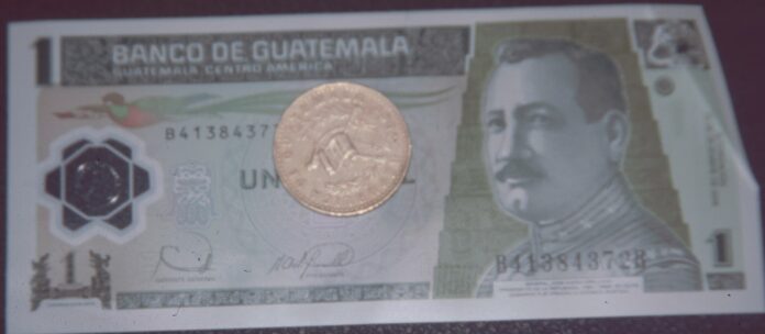 fitch-revisa-calificacion-de-guatemala-a-medida-que-se-acerca-grado-de-inversion