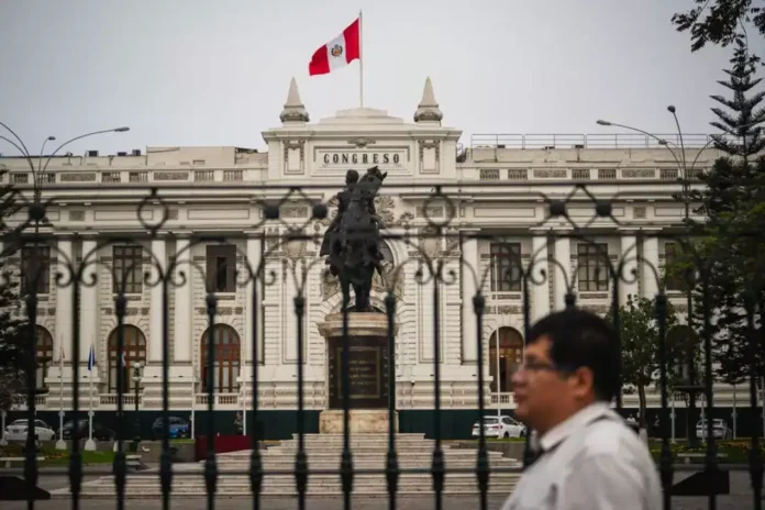 peru-recluta-a-sus-diplomaticos-para-vender-mas-pisco-en-el-exterior