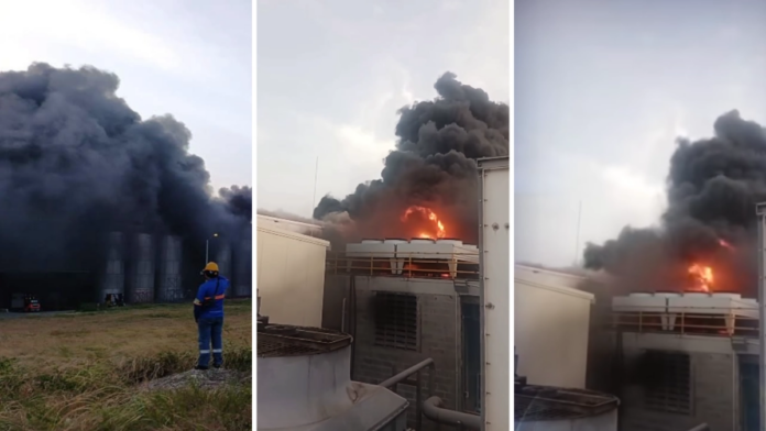 incendio-en-fabrica-de-plasticos-de-zona-franca-zofia,-en-galapa,-dejo-perdidas-materiales-y-varios-trabajadores-afectados-por-humo