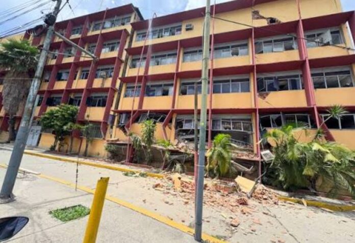 advirtieron-que-el-hospital-francisco-risquez-en-caracas-esta-al-borde-del-colapso-por-danos-sufridos-en-los-terremotos.