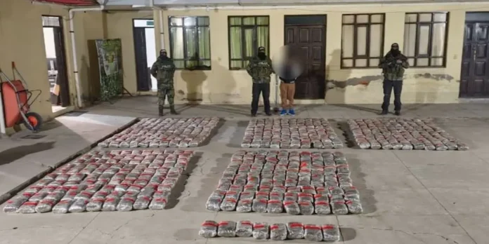 secuestran-mas-de-media-tonelada-de-marihuana-en-un-operativo-en-la-carretera-oruro–uyuni