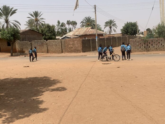 rescate-escolar-en-nigeria:-45-personas-liberadas-despues-de-56-dias,-sin-rescate